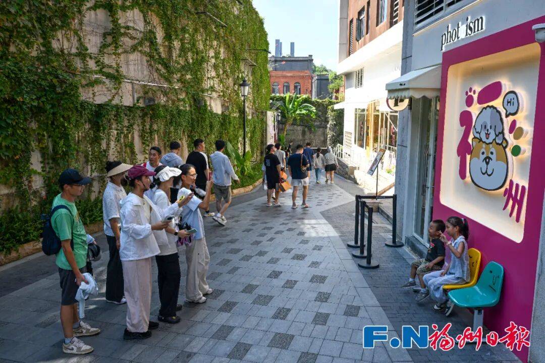 圈营业额涨了……这个假期福州上大分！AG真人网游客增加、文创品卖爆、商(图8)